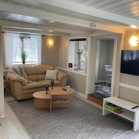 Апартаменты Heritage Retreat - - Free Parking & Free Internet Stathelle